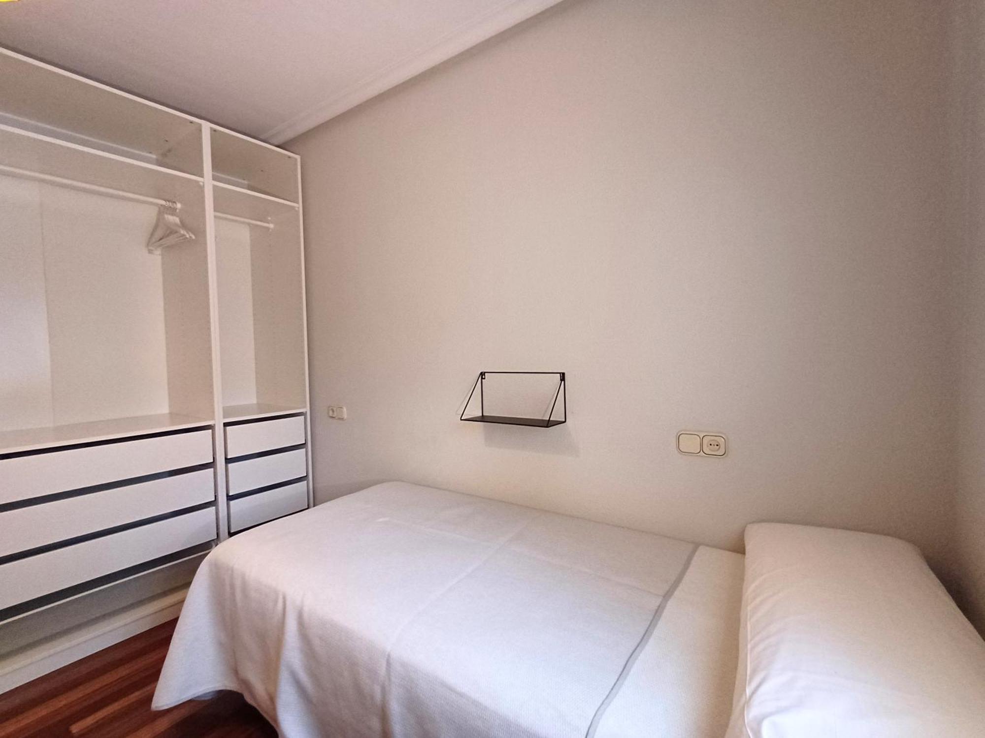 4J - Ourense Centro Con Parking Экстерьер фото